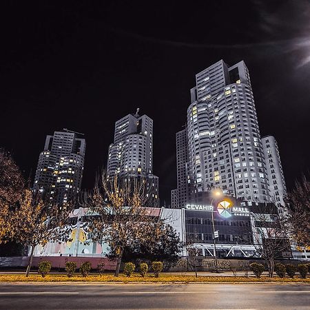 33Rd Floor Twin Apartments In Cevahir Sky City Complex With Pool, Spa, Fitness And Parking Included In Price Скопие Екстериор снимка