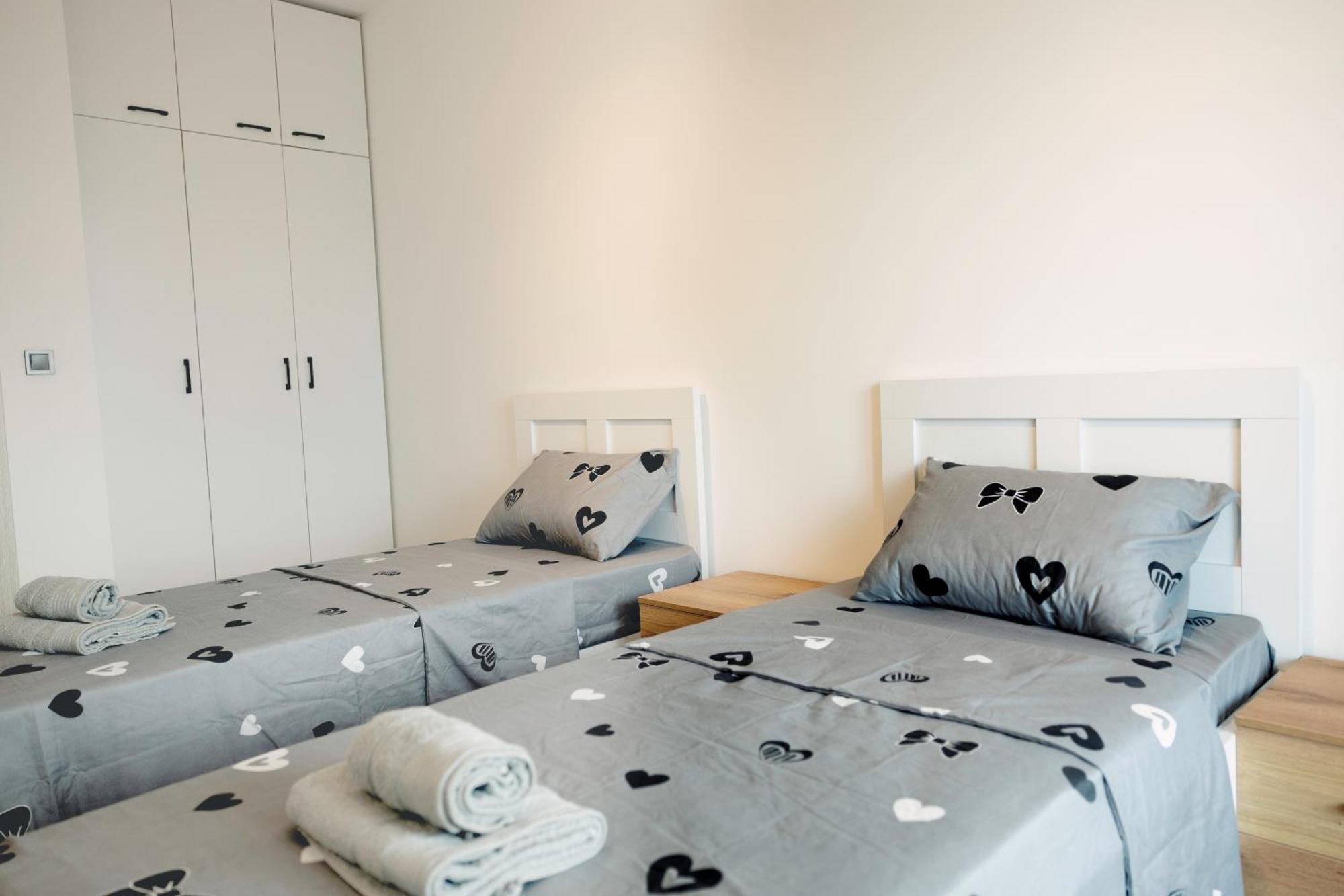33Rd Floor Twin Apartments In Cevahir Sky City Complex With Pool, Spa, Fitness And Parking Included In Price Скопие Екстериор снимка