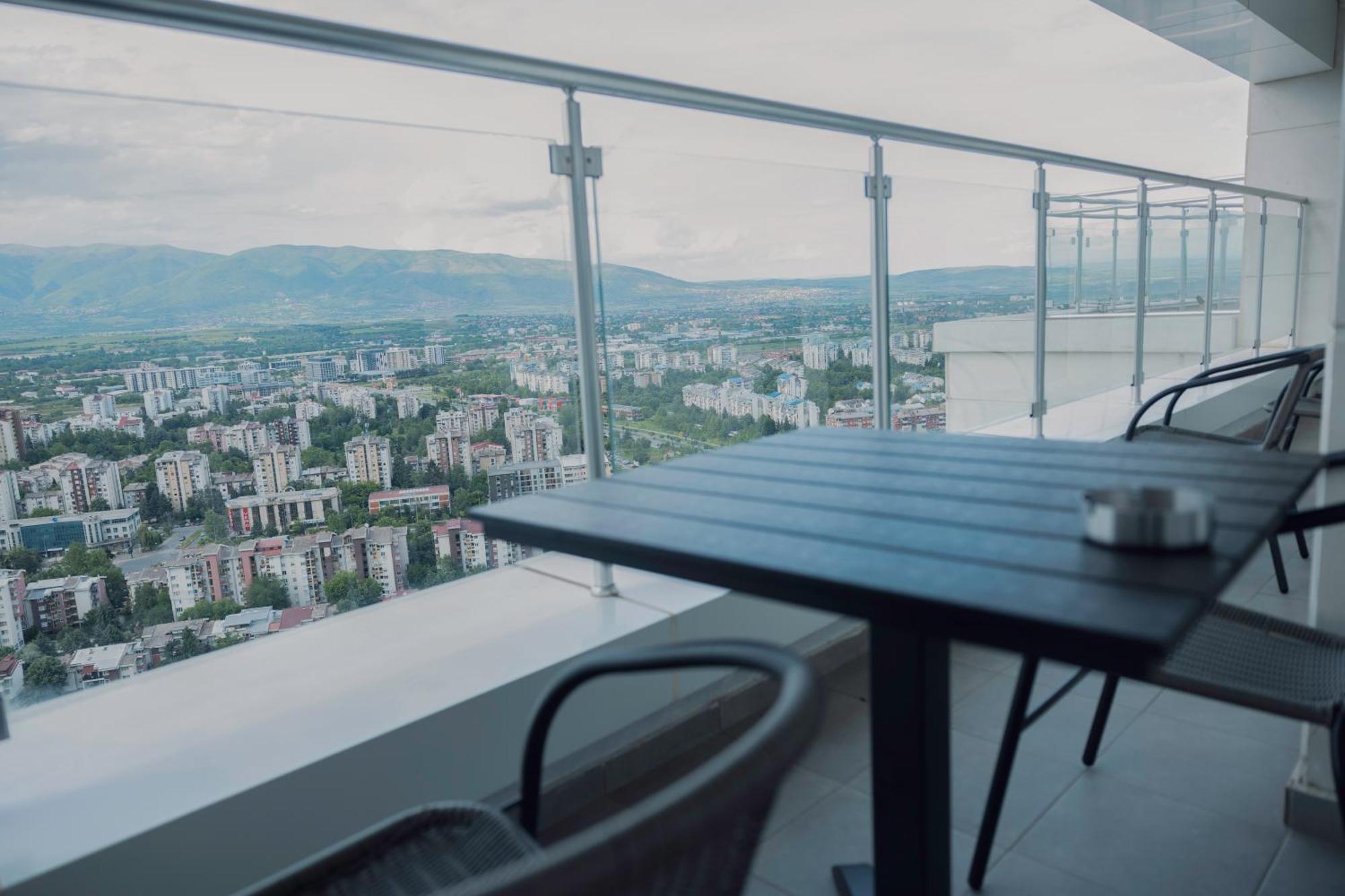 33Rd Floor Twin Apartments In Cevahir Sky City Complex With Pool, Spa, Fitness And Parking Included In Price Скопие Екстериор снимка