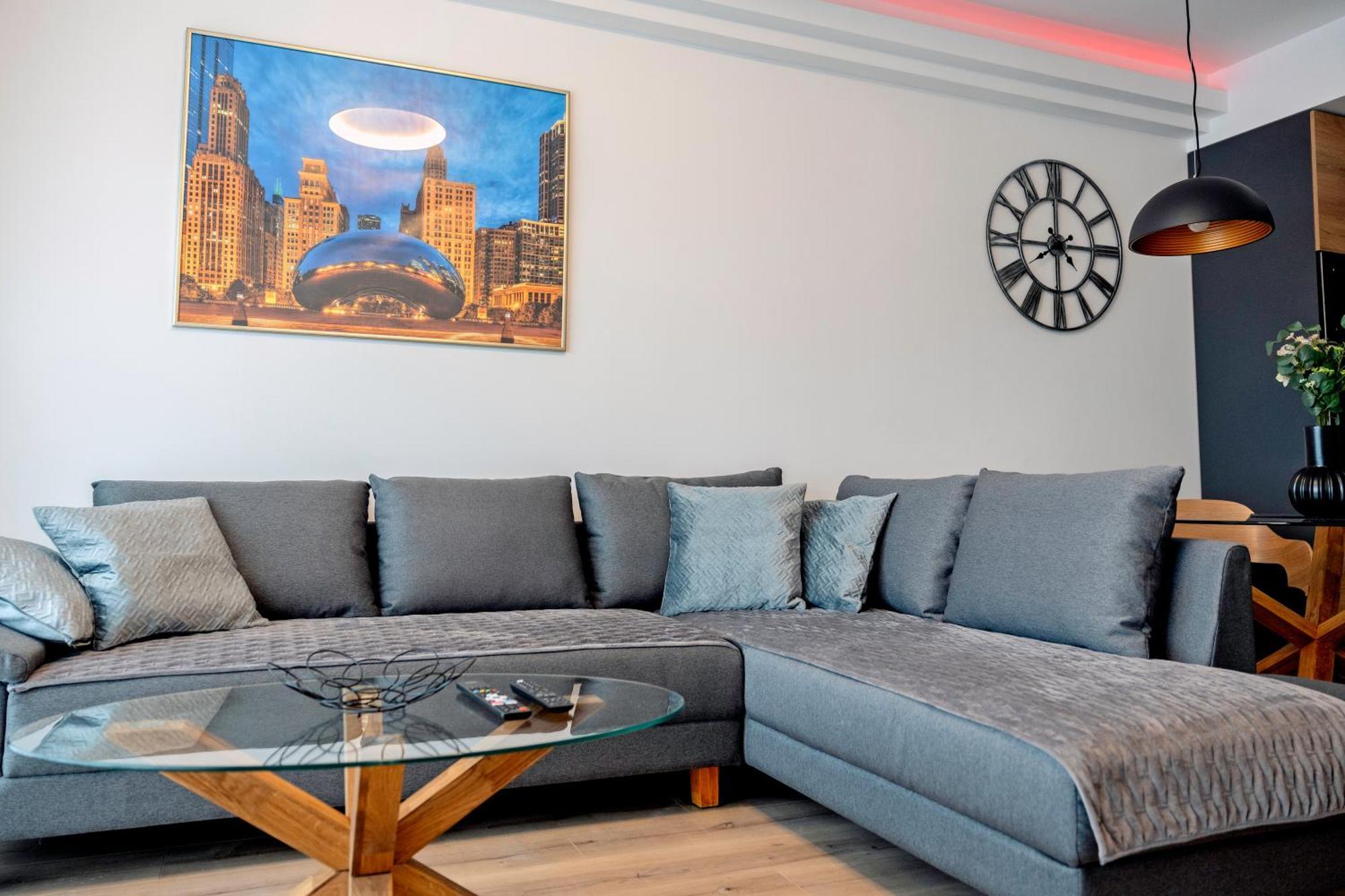 33Rd Floor Twin Apartments In Cevahir Sky City Complex With Pool, Spa, Fitness And Parking Included In Price Скопие Екстериор снимка
